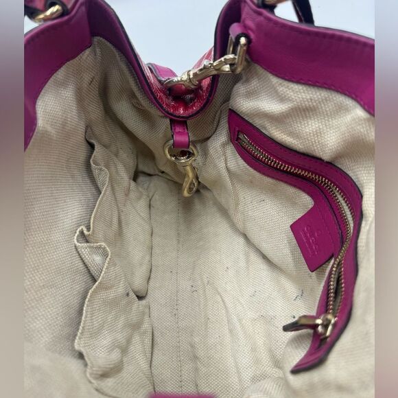 Auth Gucci SoHo Fuchsia Pink Patent Leather Small 2way Convertible Satchel - Picture 11 of 13